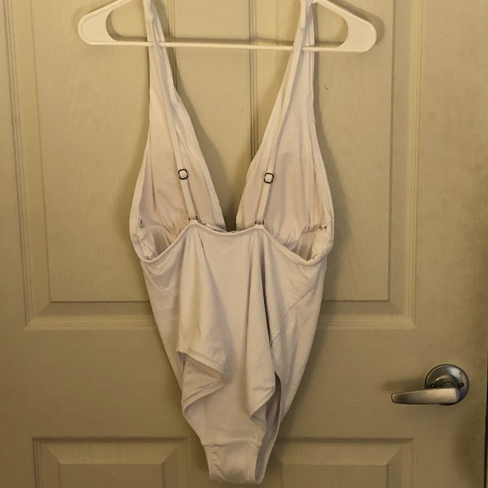 Andie The Sardinia One Piece in Ribbed White (Size XL) - Picture 6 of 7
